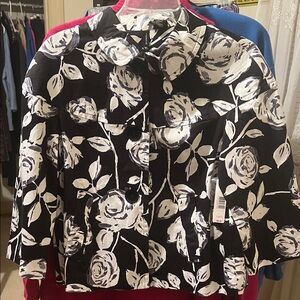 New Directions Black and White Floral Utility Jacket